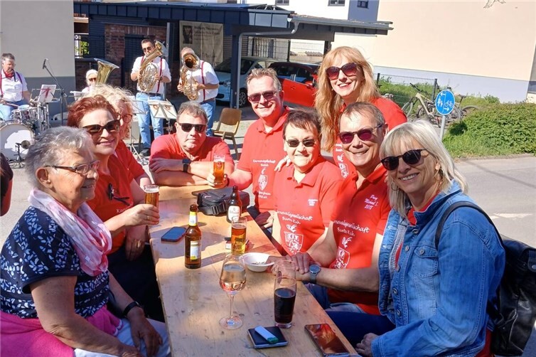 Backesfest in Walporzheim mit KG „Bunte Kuh“ und dem Walporzheimer Dreigestirn