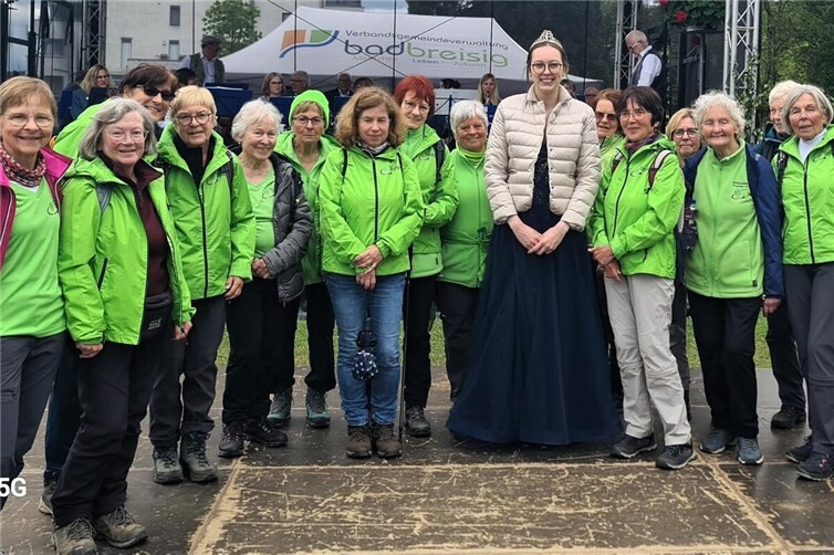 Eifelverein Sinzig wandert zum Brunnenfest in Bad Breisig