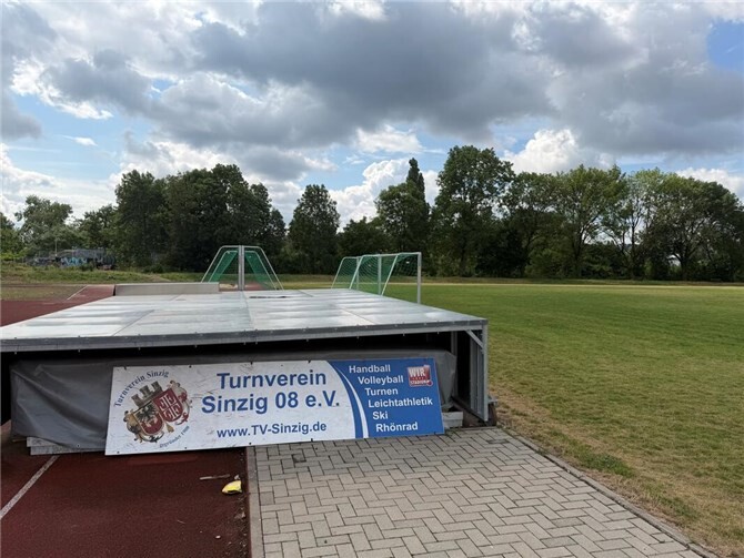 06.07.: Thermalbad, Schulen, Straßen: Wiederaufbau in Sinzig macht Fortschritte