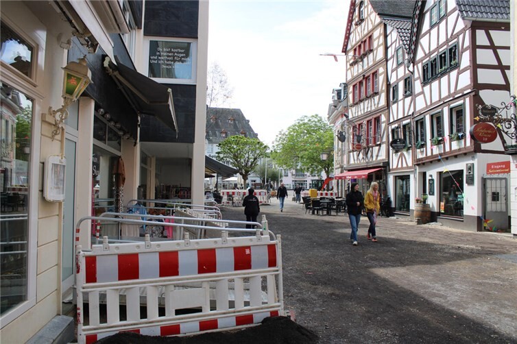 Niederhutstraße: Mühlenteich-Schäden stoppen Wiederaufbau