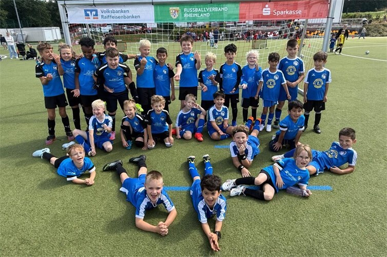 F-Jugend Fußballspieltag der JSG Bachem/Walporzheim beim Grafschafter SV