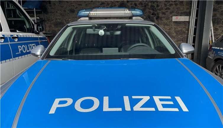 06.06.: Fahren ohne Fahrerlaubnis und Nötigung 