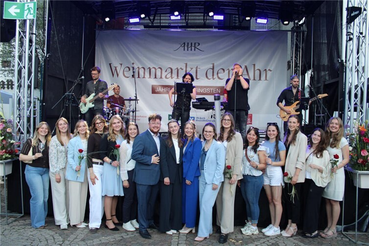 Anna Knieps und Hannah Schooß repräsentieren künftig den Ahrwein