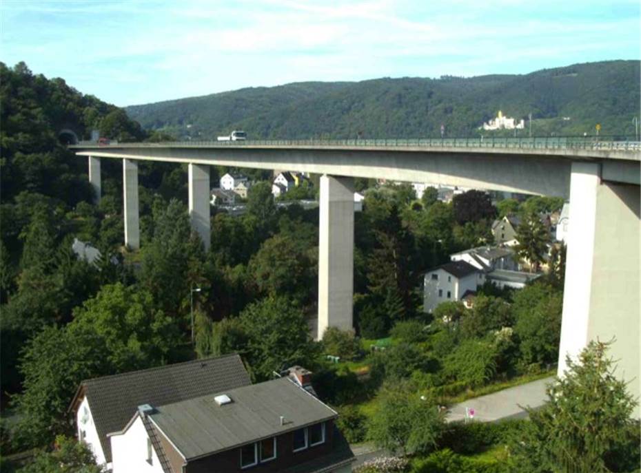  Lahnstein: Versuchter Kabeldiebstahl an Lahnbrücke