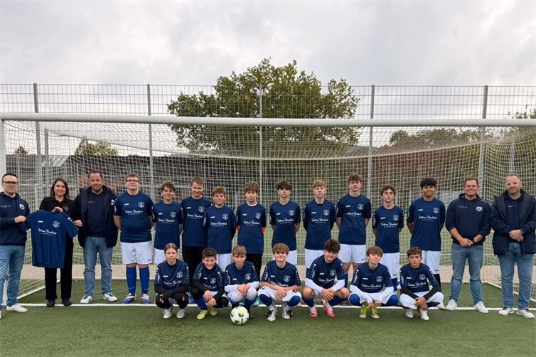Neue Trainingsshirts für C-Jugend der SGL Heimersheim