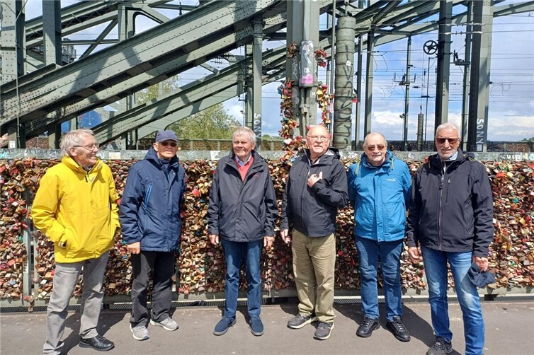 Seniorenfreizeitsport TuS Ahrweiler erkundet Köln – Ausflug für aktive ältere Menschen