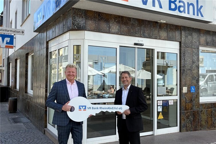 Christoph Langenbach wird neuer Filialleiter der VR Bank RheinAhrEifel in Remagen