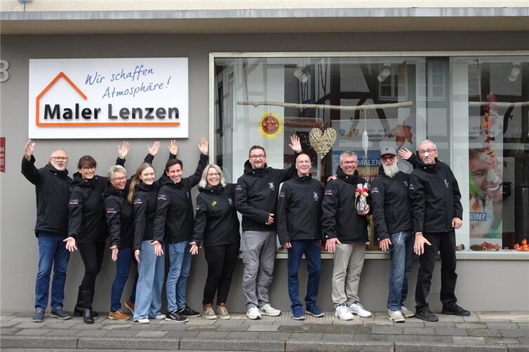 Neue Vereinskleidung für die KG Rievkooche 