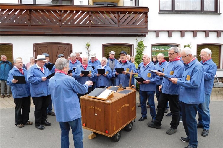 Maiansingen 2026 in Dernau mit dem Männerchor ‚Loreley‘