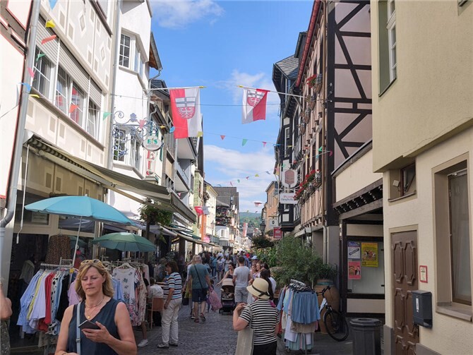 Innenstädte standen ganz im Zeichen von „Sommerbunt“