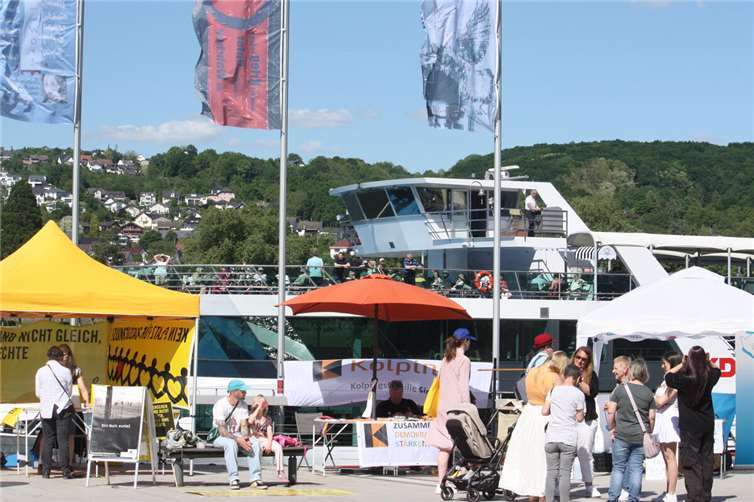 Friedensimpulse zwischen Geschichte, Musik und Kunst 