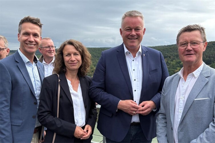 Ministerrat trifft Kommunalvertretung im Ahrtal zum Austausch über Wiederaufbau