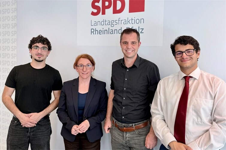 Handy-Regeln an Schulen: Susanne Müller fordert praxistaugliche Lösungen