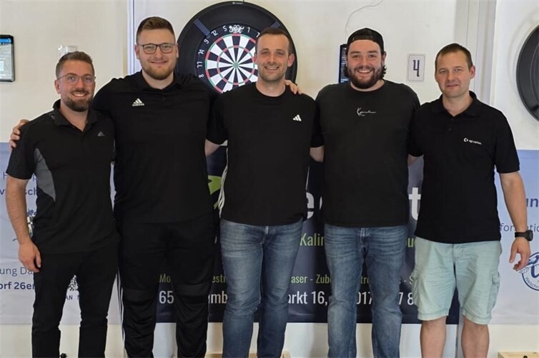 Löhndorfer Darter starten mit Sieg in ihre Premierensaison