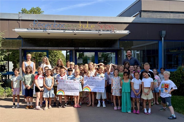 Regenbogenschule Sinzig spendet 11.916 Euro für Kinderhilfe