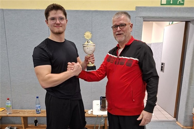 Moritz Ulrich triumphiert beim Jupp-Wenz-Pokal