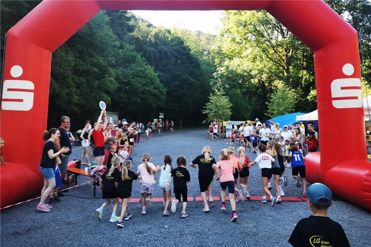 TuS Ahrweiler 5. AHRTuS Lauf mit starken Leistungen trotz Hitze
