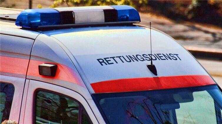 06.02.: Vallendar: 89-jähriger Autofahrer kracht in Gebäude