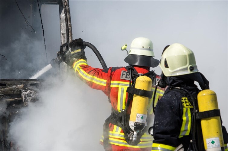 16.11.: Unfall im Westerwald: PKW vollständig ausgebrannt