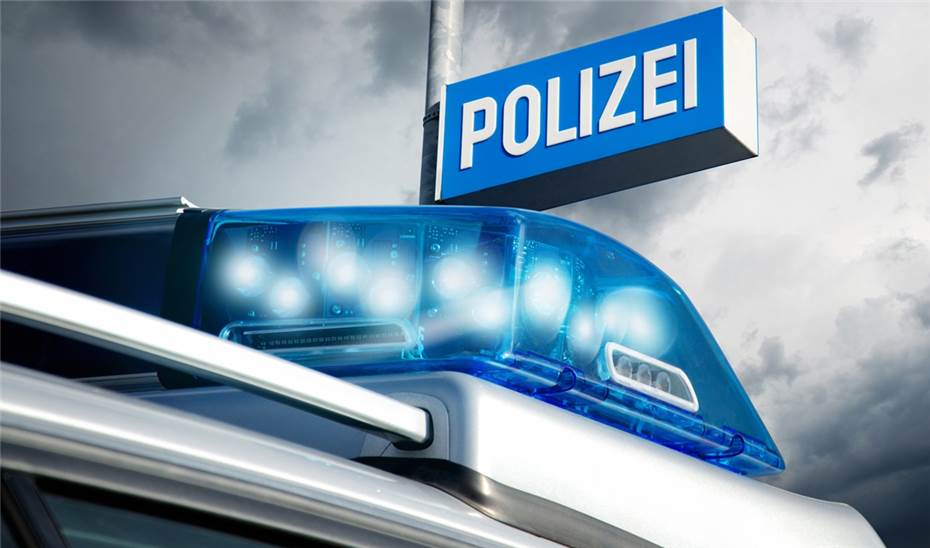  Koblenz: Polizeieinsatz im Forum Mittelrhein