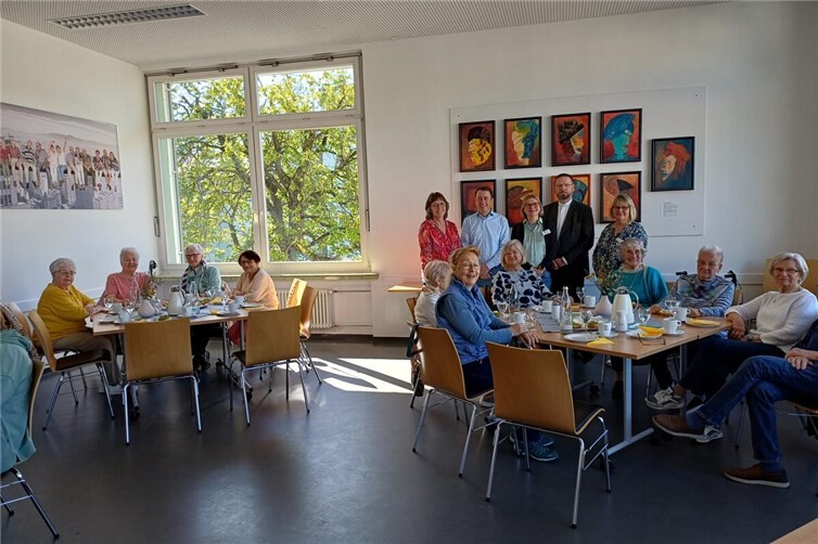 Frühlingsfrühstück für Senioren sorgte für Begeisterung