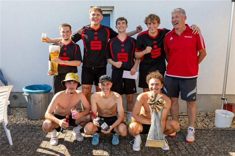 Dörferturnier: Schüttler-Cup geht nach Ringen und Bölingen