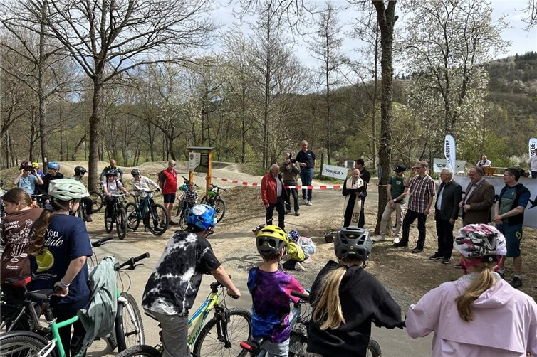 Neuer Bikepark in Insul eröffnet – moderner Treffpunkt für Radsportfans
