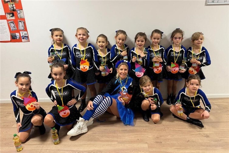 Neue Showtänze für Mädchen von 4 bis 16 Jahren nach Ostern