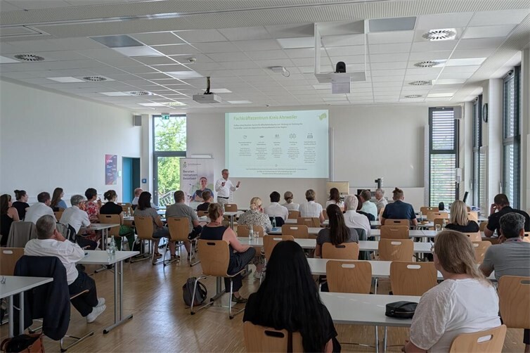 Fachkräftezentrum Kreis Ahrweiler lädt zur Veranstaltung „Arbeitsmarktdrehscheibe“ ein