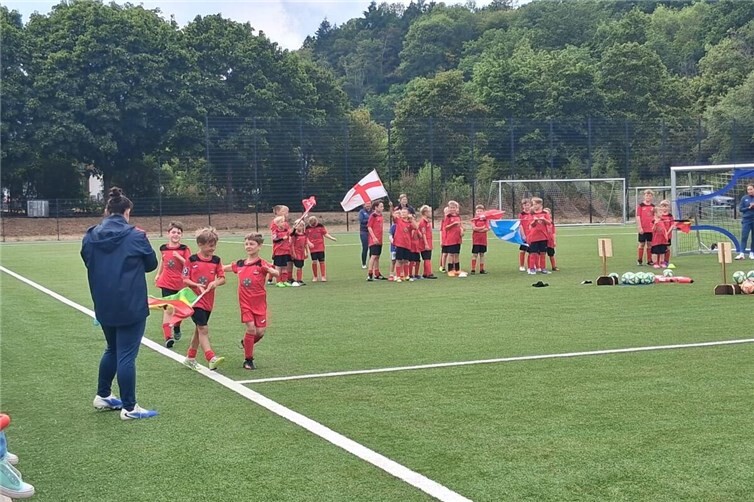 Erfolgreiches Fußballferiencamp der JSG Ahrtal in Insul mit 75 Kindern