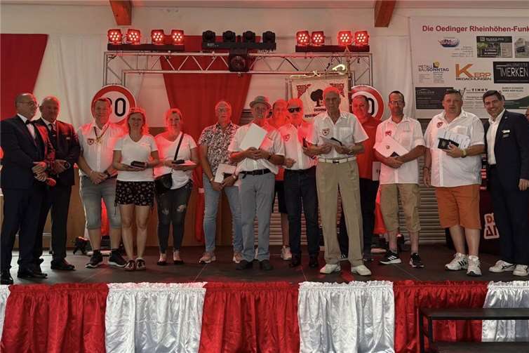 Oedinger Rheinhöhen-Funken feiern gelungenes Sommerfest zum Auftakt ihres Jubiläumsjahres 