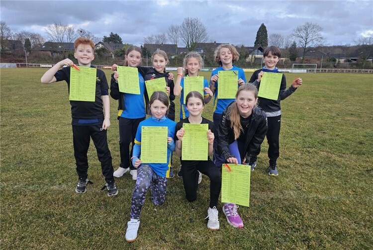 16 junge Talente holen sich das Kinderleichtathletik-Abzeichen