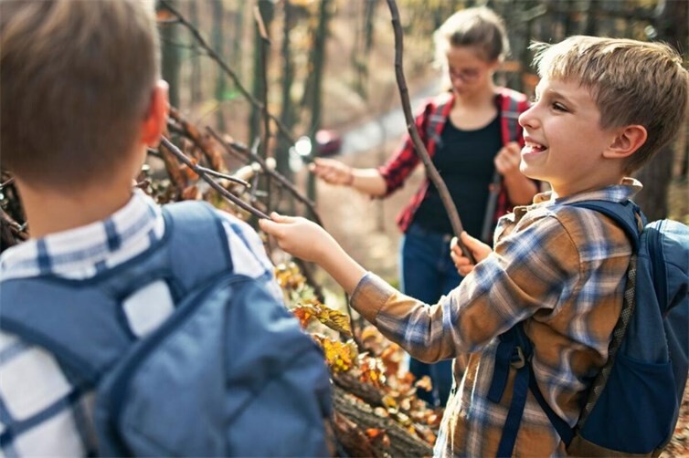 „Über Stock & Stein“ - Kinderschutzbund Ahrweiler lädt zu spannenden Waldausflügen ein