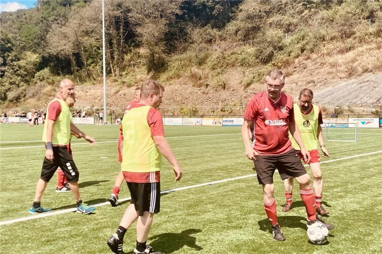 Walking Football in Hönningen: Spaß und Bewegung ohne Wettkampfdruck