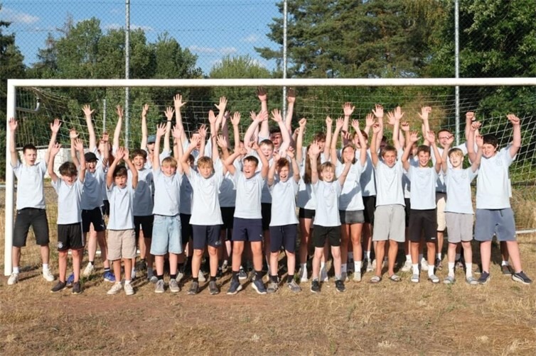 Sommer, Spiel und Spaß:  Zeltlager der FCL-Tischtennisabteilung in Niederlützingen