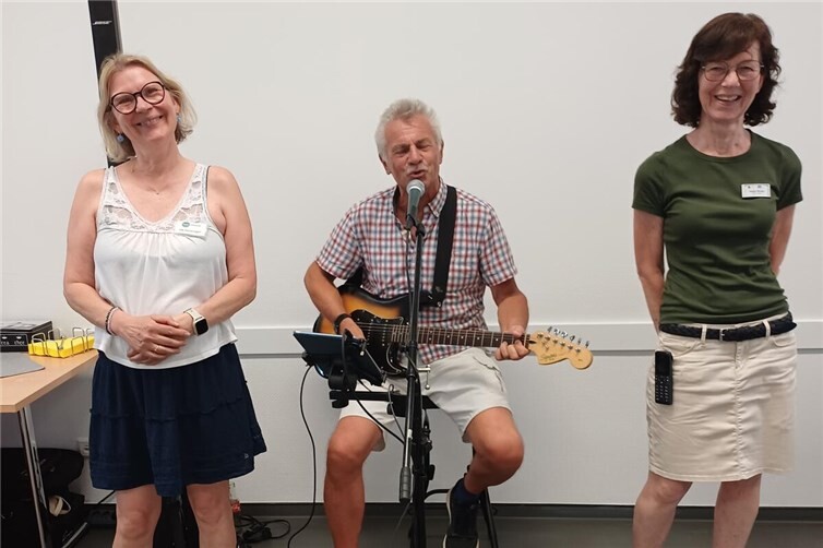 Tanzcafé mit Livemusik begeisterte die Gäste